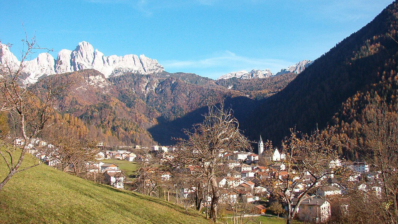 La Certosa Di Vedana Si Trova A Sospirolo Bellunese