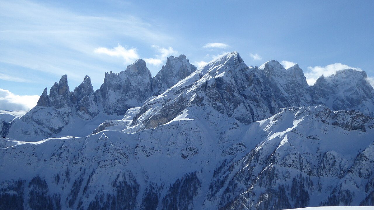 panorama_inverno_dolomiti_falcade_pixabay_mariomanfredi