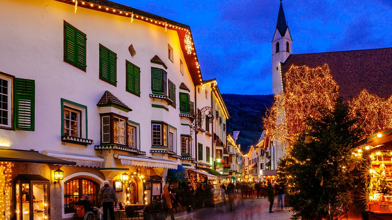 winter_center_vipiteno_dreamstime_kondratova