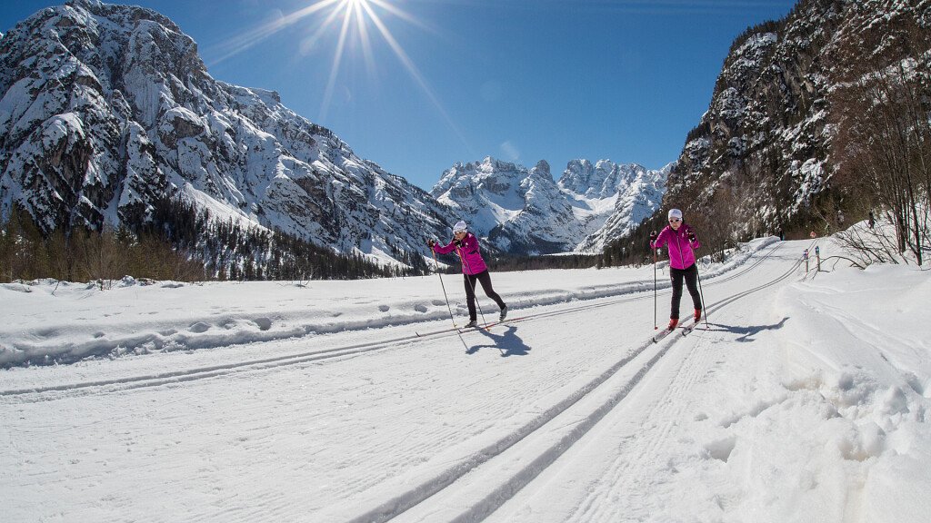 Cross-country skiing on Three Peaks