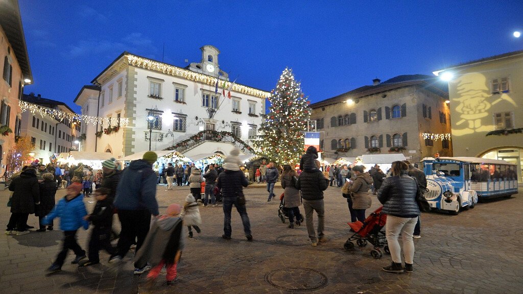 Canopi Weinachtsmarkt in Pergine Valsugana