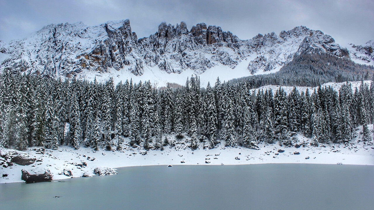 Lago di Carezza in inverno