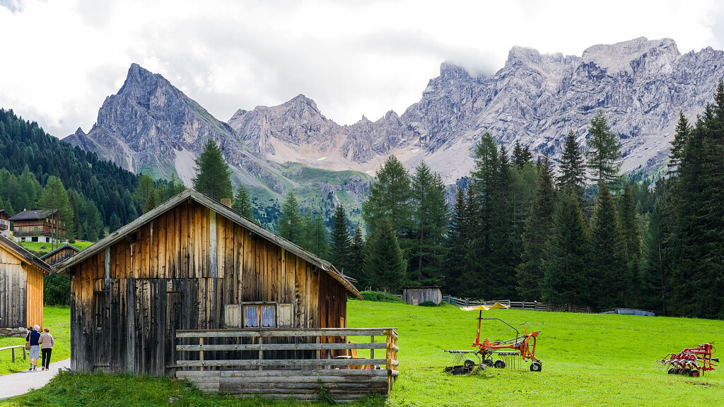 Dolomiti in passeggino: 10 itinerari per tutta la famiglia