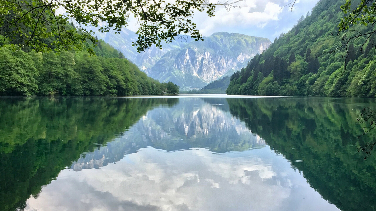 lago_di_levico_reka_marincsak_unsplash