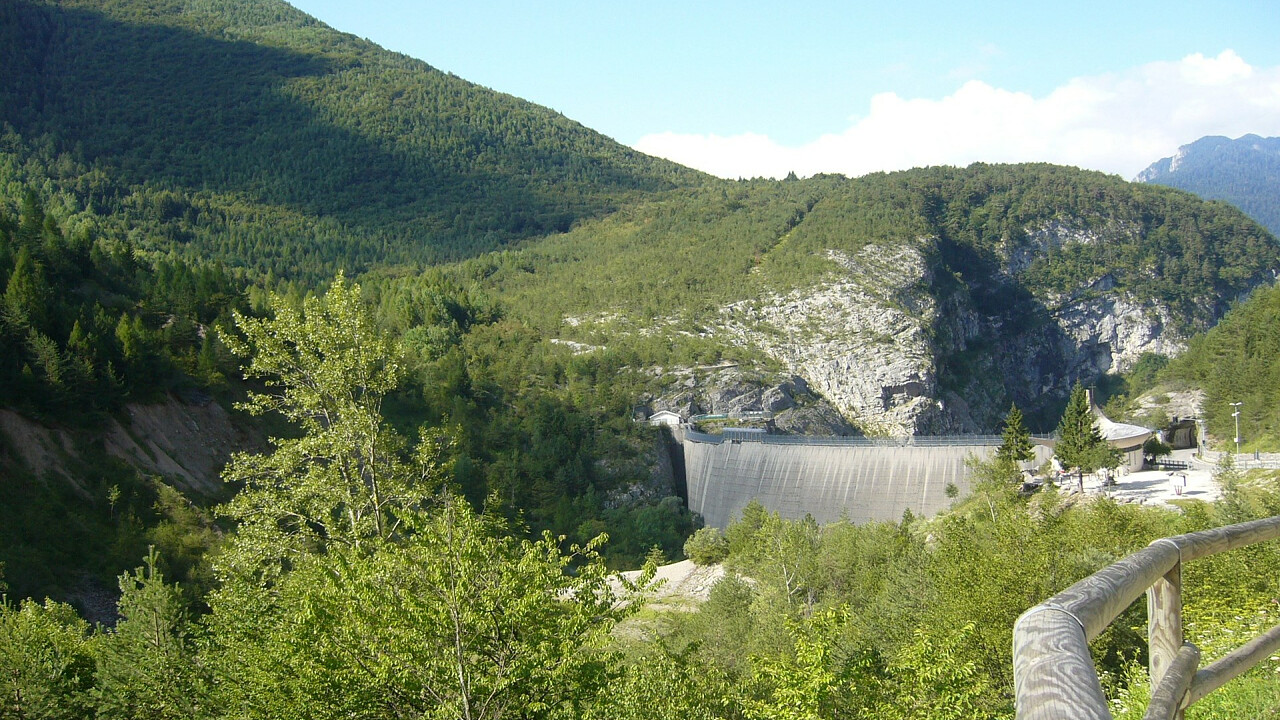 vajont_montagna_diga_estate_pixabay_merlinorn0