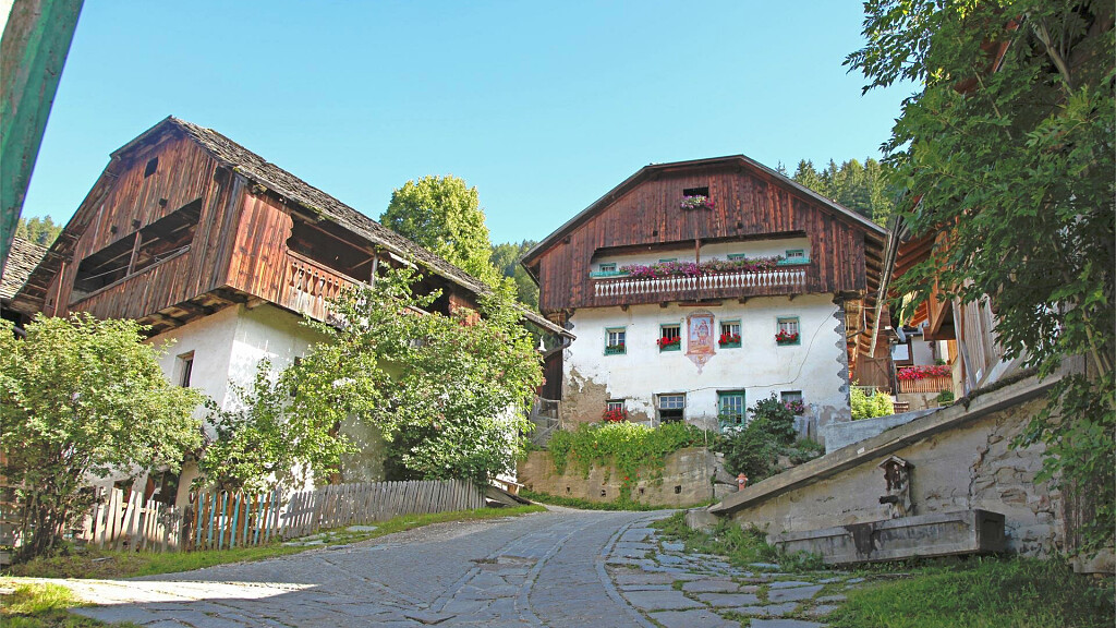 Le Viles a San Vigilio Dolomites