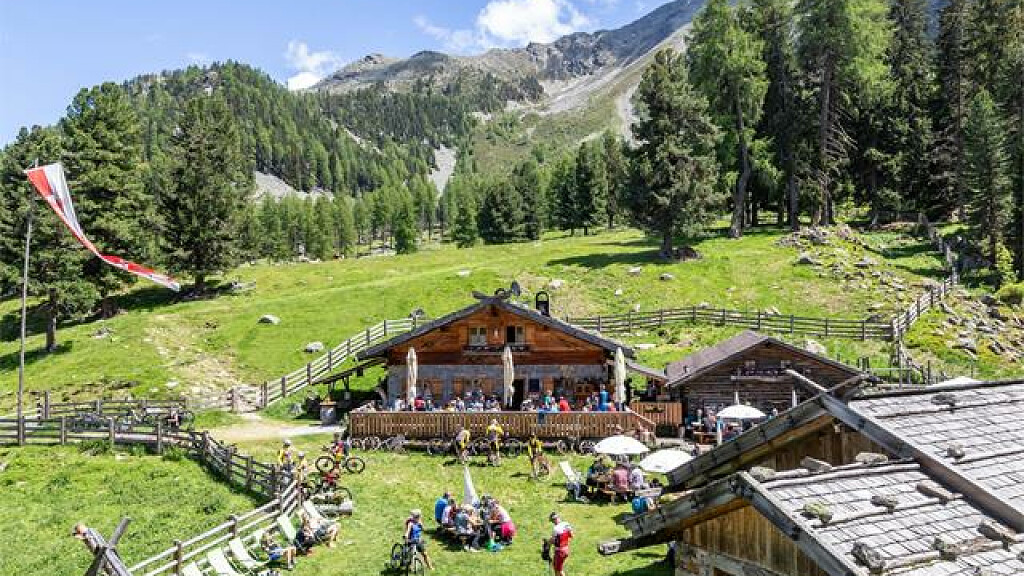 Naturno Mountain Huts Unplugged in Naturno