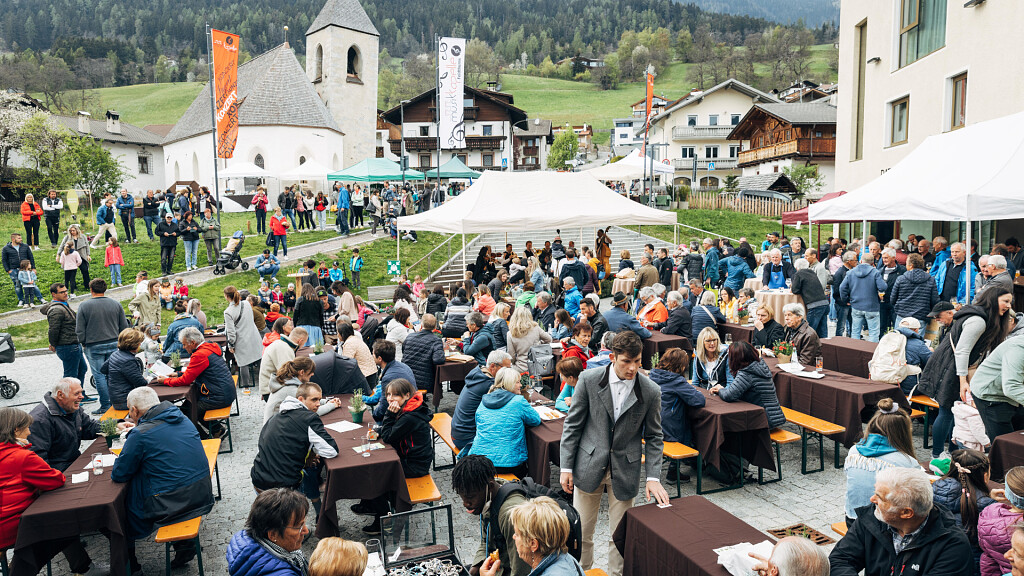 Herb market in Feldthurns
