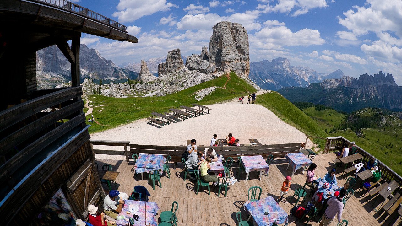 Cortina d'Ampezzo - Dolomiti UNESCO - Cinque Torri | www.bandion.it