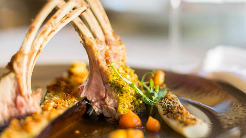 Lamb weeks of Villnösser Brillenschaf sheep