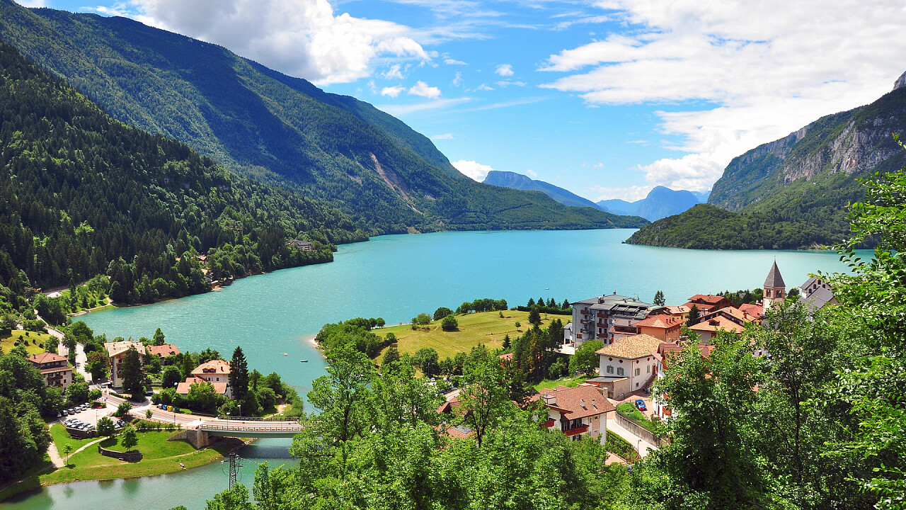 estate_al_lago_molveno_iStock