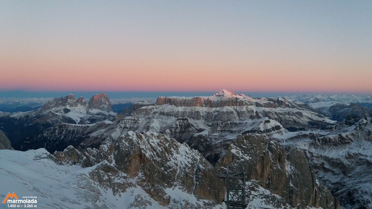 alba_dalla_marmolada_consorzio_turistico_marmolada_rocca_pietore_dolomiti