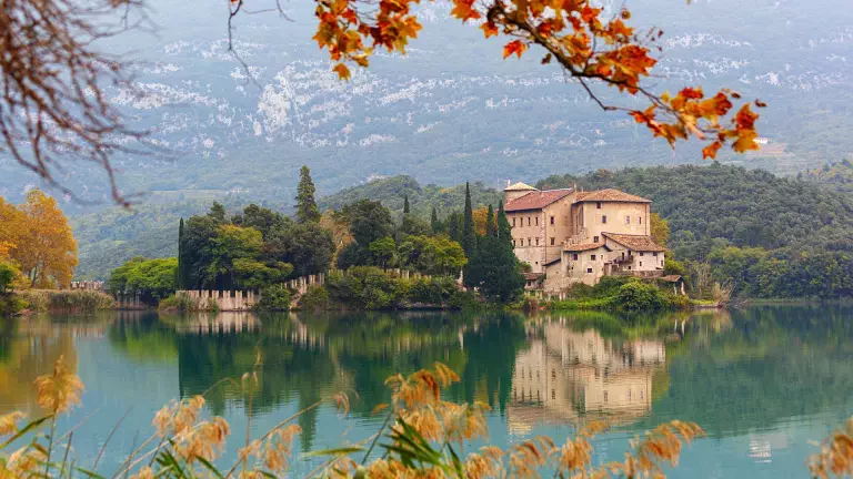 autunno_toblino_vallelaghi_shutterstock