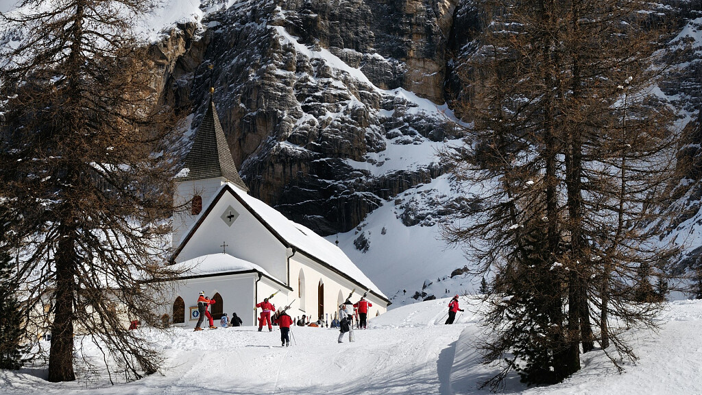 The Skicarousel Vintage Party