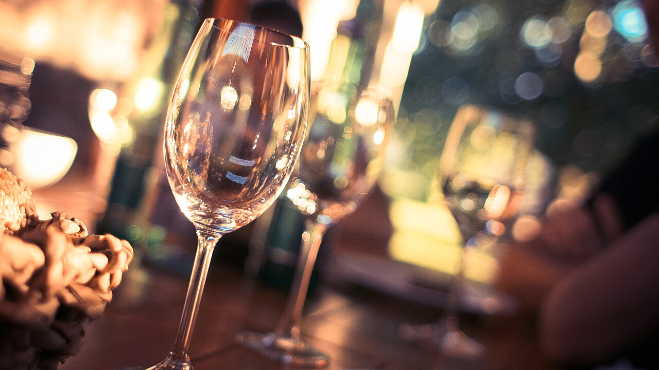 bicchieri_vino_picjumbo_viktor_hanacek