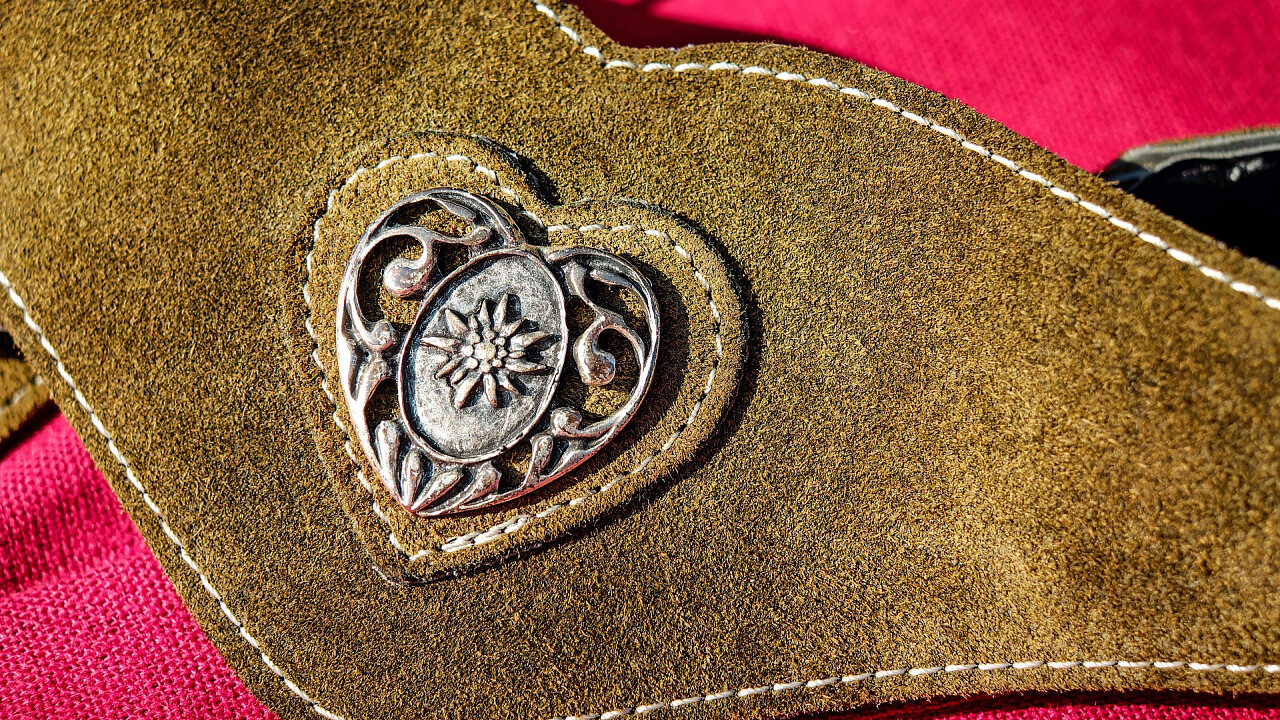 cintura_cuoio_artigianato_pixabay_couleur