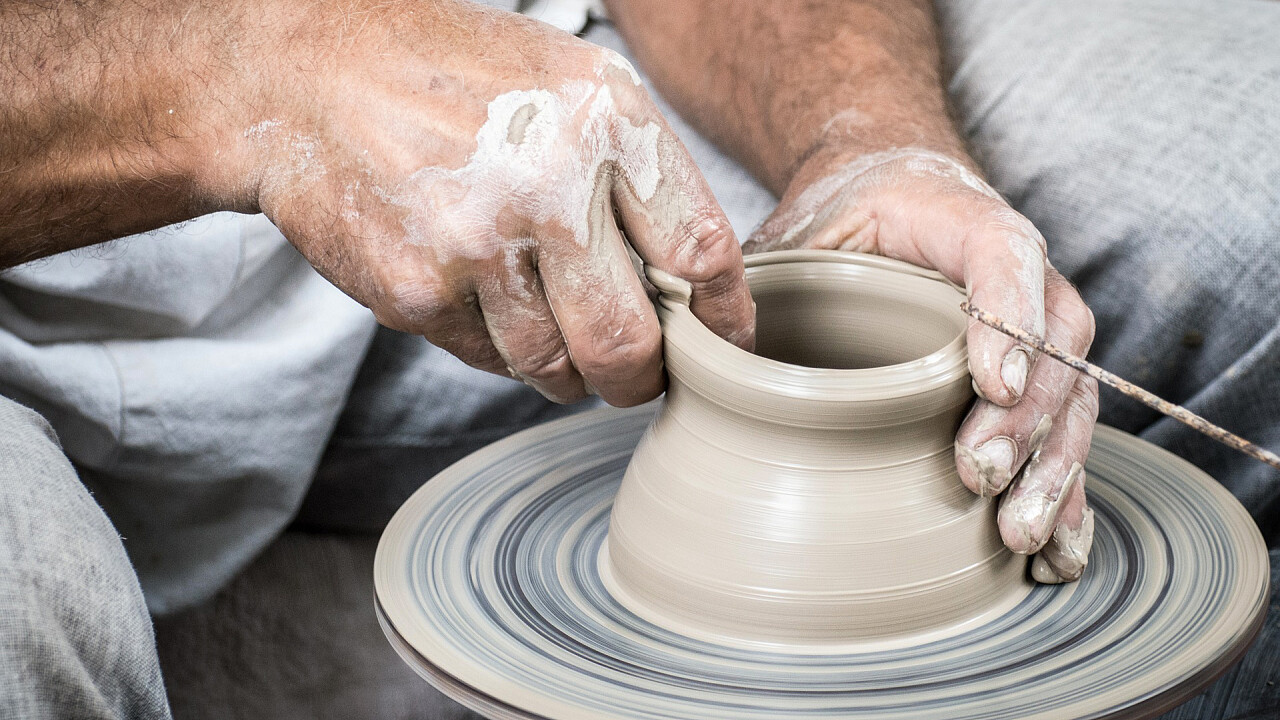 lavorare_argilla_artigianato_pixabay_luboshouska