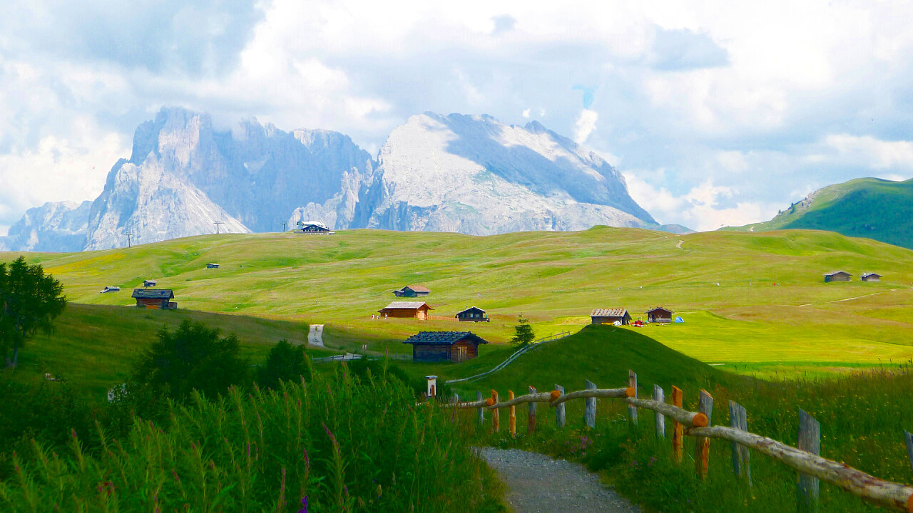 passeggiare_alpe_di_siusi_pixabay_shogun