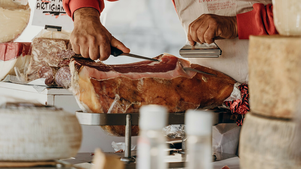 prosciutto_salumi_gabriella_clare_marino_unsplash