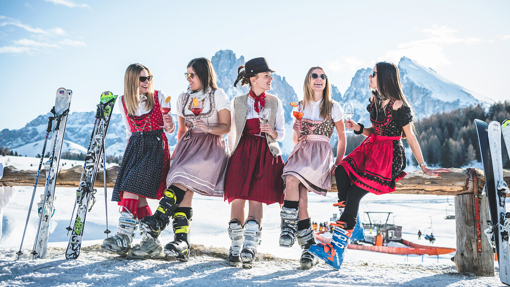 Dolomites Dirndl Ski Day