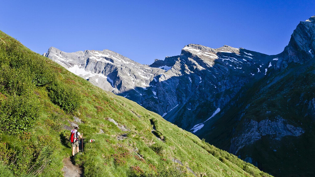 Ascent to the Gran Pilastro
