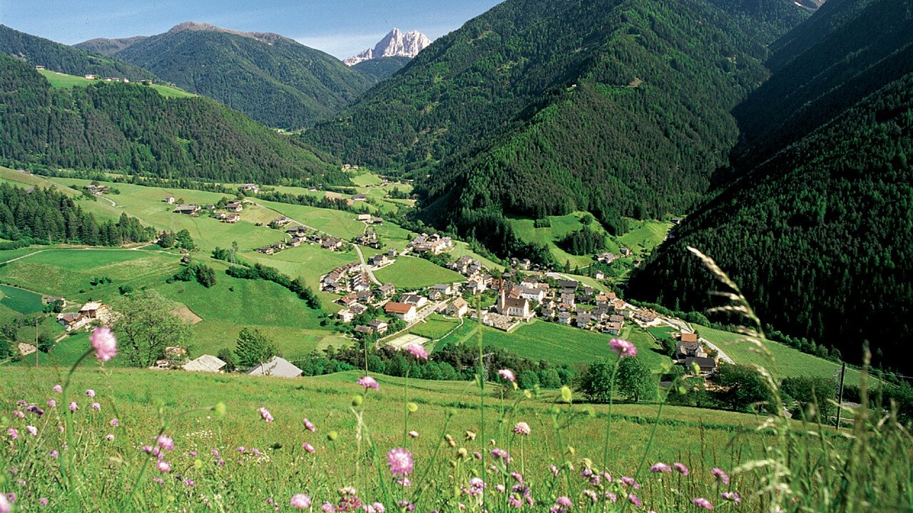 Estate a Luson: vacanza tra la natura e le montagne altoatesine