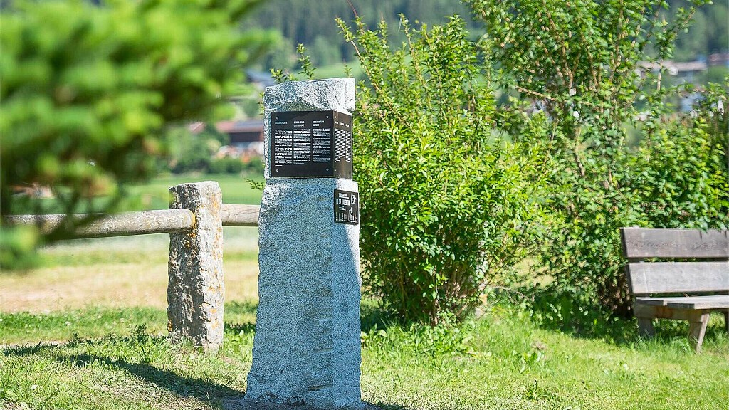 Sentiero delle Quattro Chiese - variante Castello Sichelburg