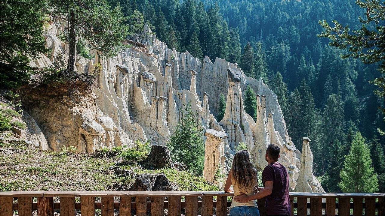Escursione alle Piramidi di terra di Plata