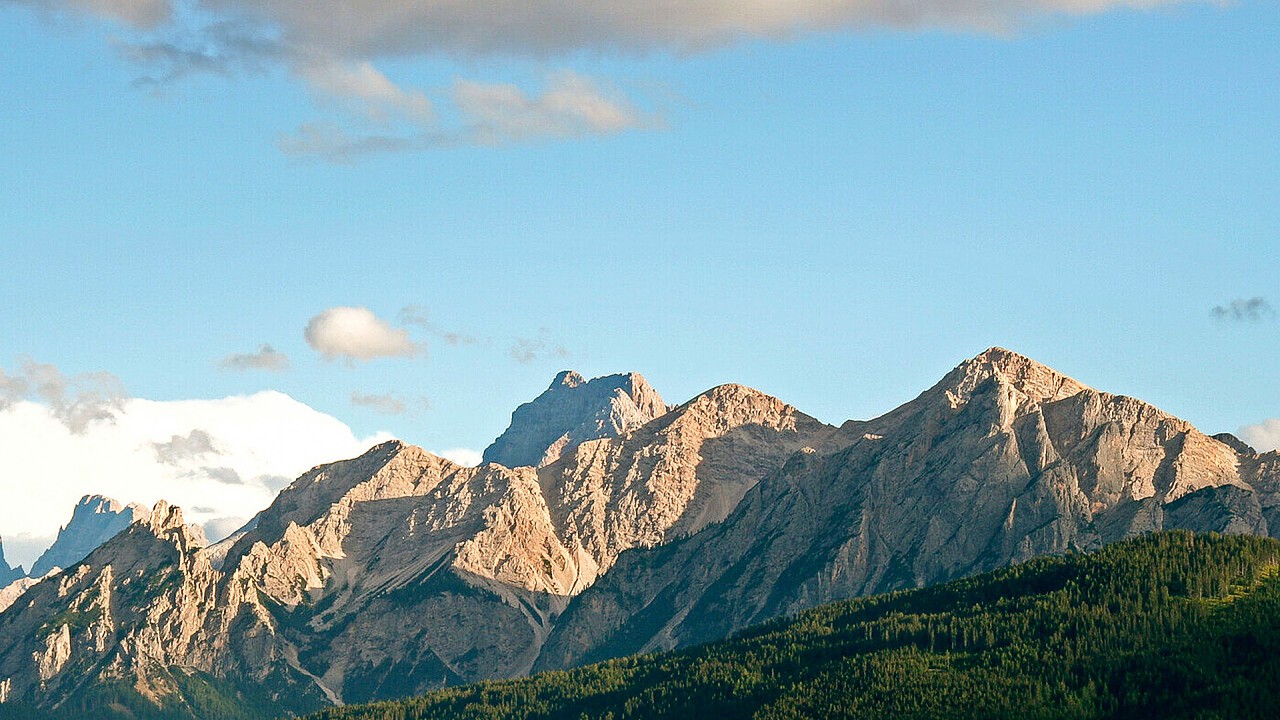 Panoramic Tour of the Dolomites