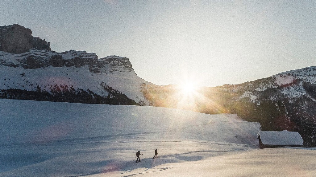 Snowshoe Tour along the Odle Trail