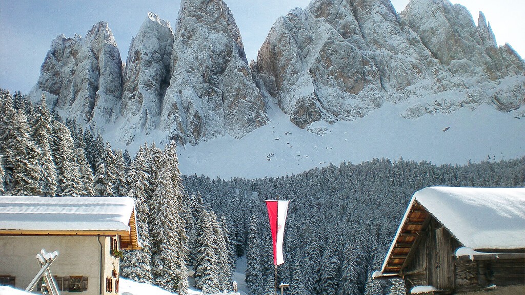 Circular Hike via Dusler Alm and Glatsch Alm