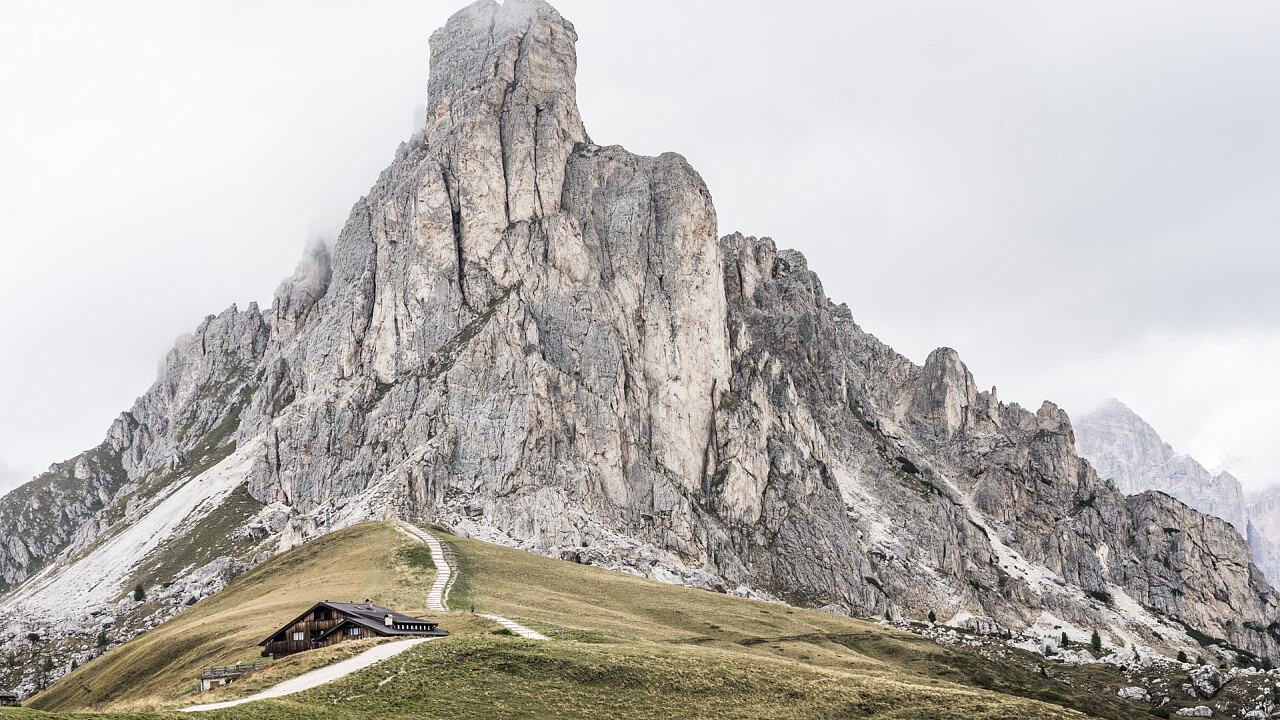 Il Passo Giau sopra Cortina d'Ampezzo nelle Dolomiti UNESCO
