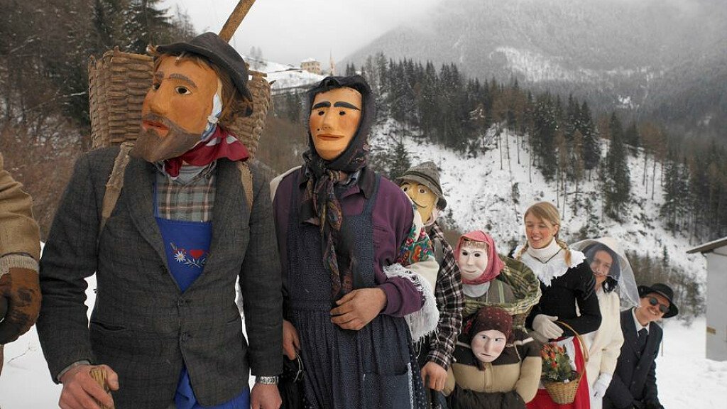 Karneval in den Dolomiten