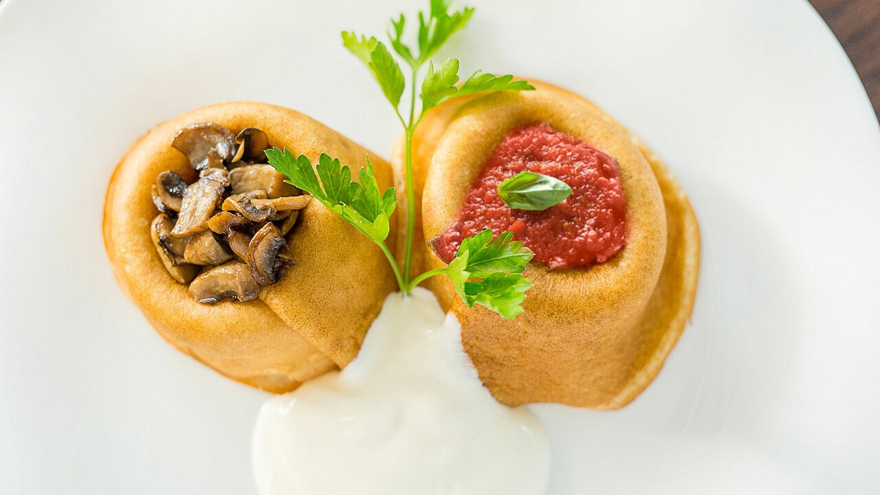 cestini_di_polenta_con_salsa_di_pomodori_02_shutterstock