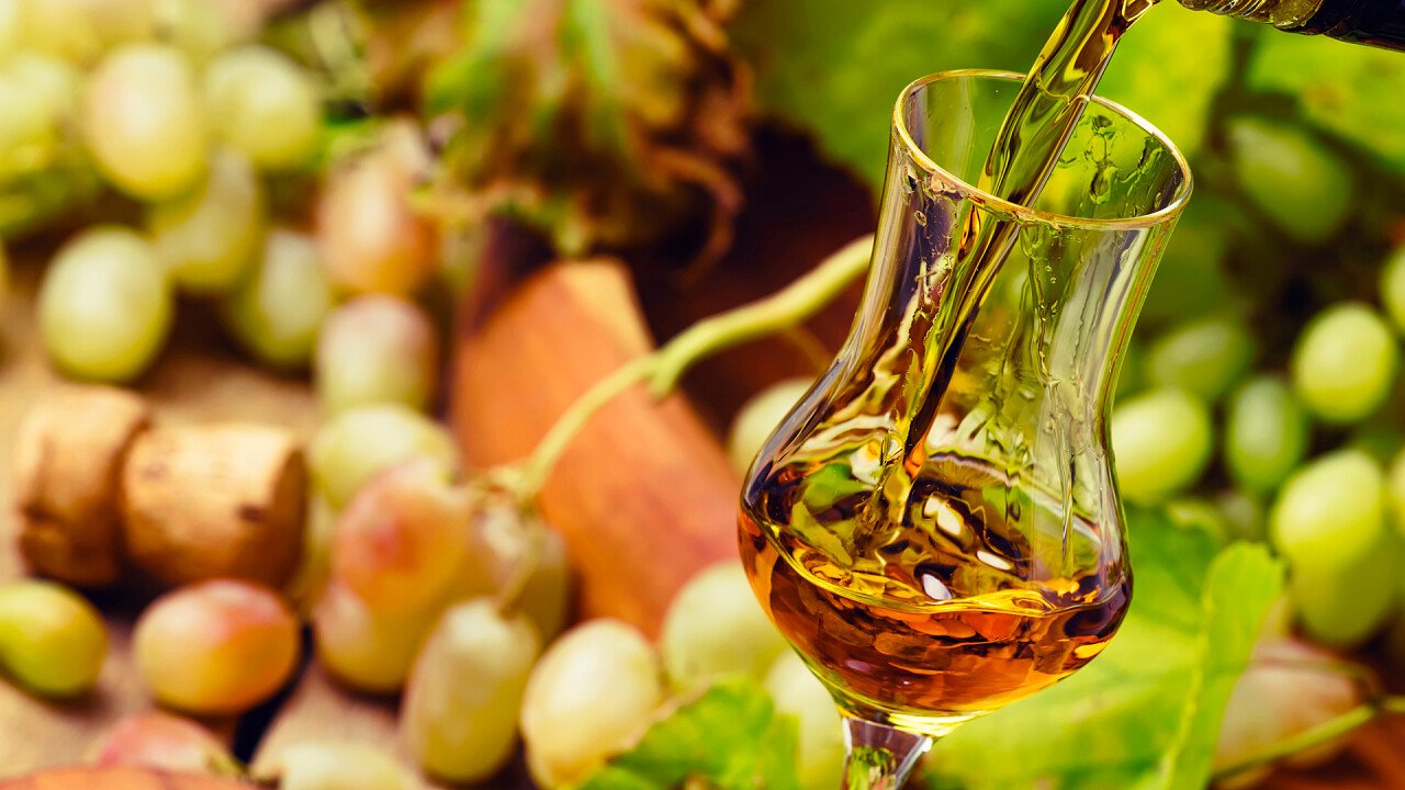 grappa_al_carugo_01_shutterstock