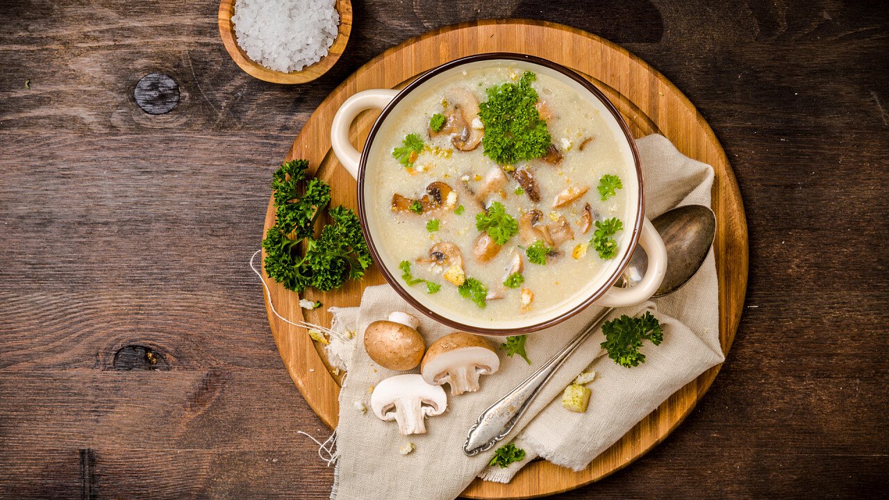 zuppa_di_funghi_01_shutterstock