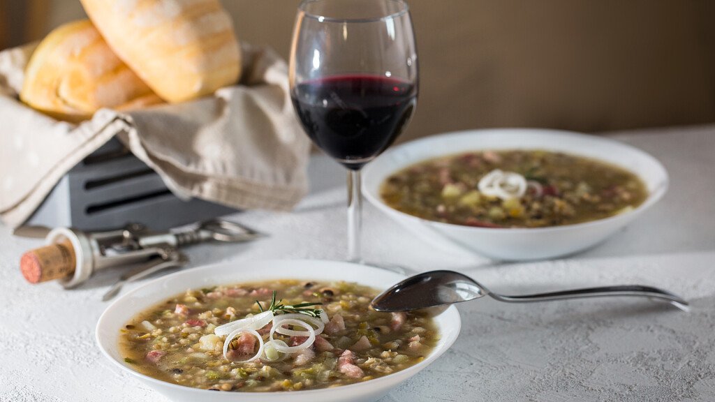 Ricetta della minestra di fagioli e verza