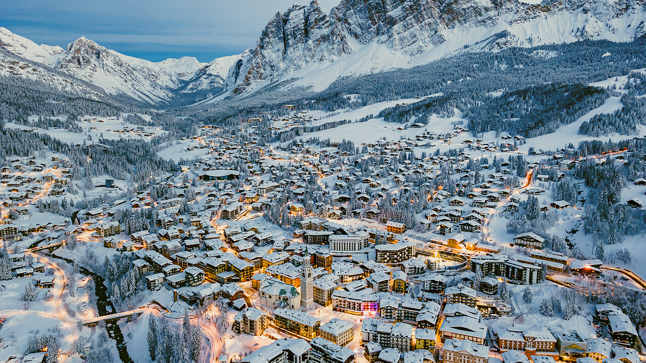 Cortina vista dall'alto inverno