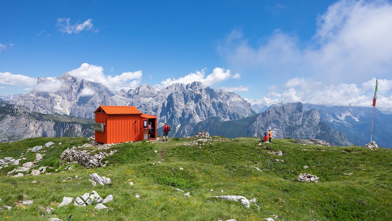 bivacco_ad_agordo_shutterstock