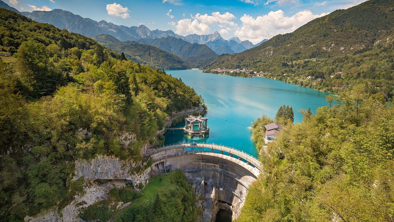 barcis_diga_lago_shutterstock