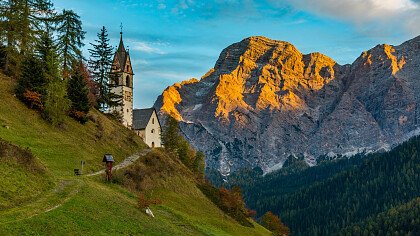 autumn church la val