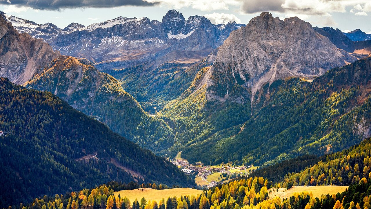 panorama_autumn_malga_ciapela_shutterstock