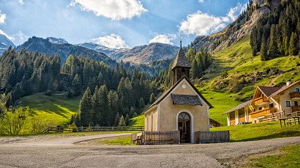 neve_alta_montagna_racines_shutterstock