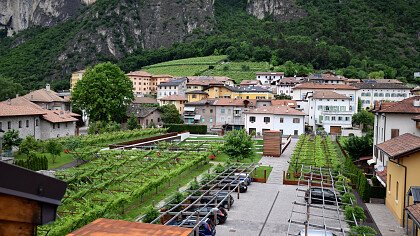 Mezzocorna village