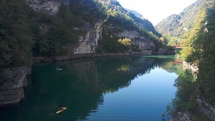 autunno_lago_corlo_arsie_shutterstock