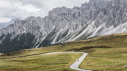 vista_inverno_passo_giau_verso_la_marmolada_shutterstock