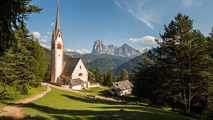 Wolkenstein in Gröden Kirche am Gardena Pass