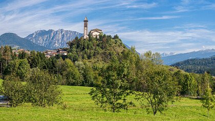 estate_castello_molina_di_fiemme_shutterstock