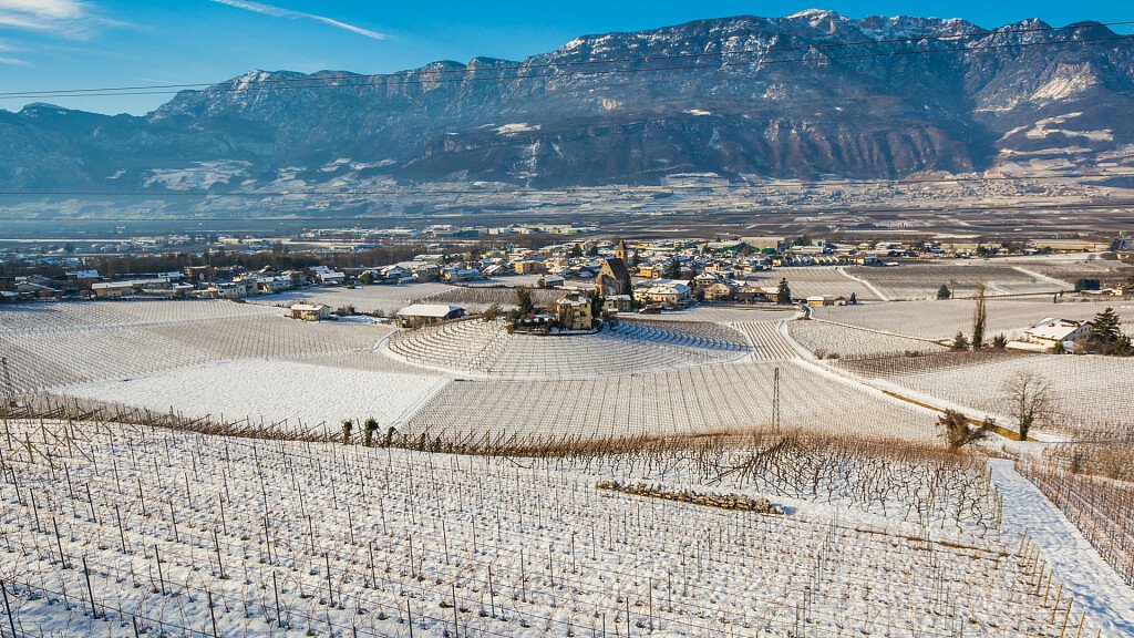 Egna: vacanza tra vigneti, portici e piste ciclabili