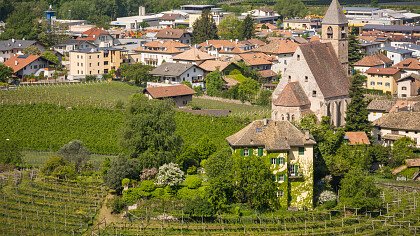 fortezza_storica_castello_egna_shutterstock